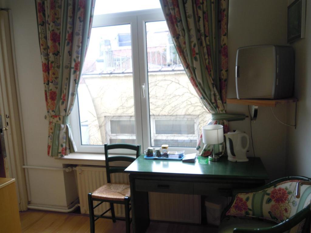Guesthouse Marie Therese Bruxelles Eksteriør billede